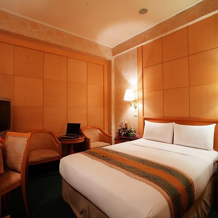 Da Shih Hotel Kota Hualien Bagian luar foto
