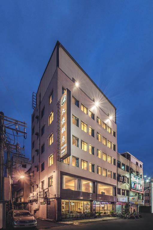 Da Shih Hotel Kota Hualien Bagian luar foto